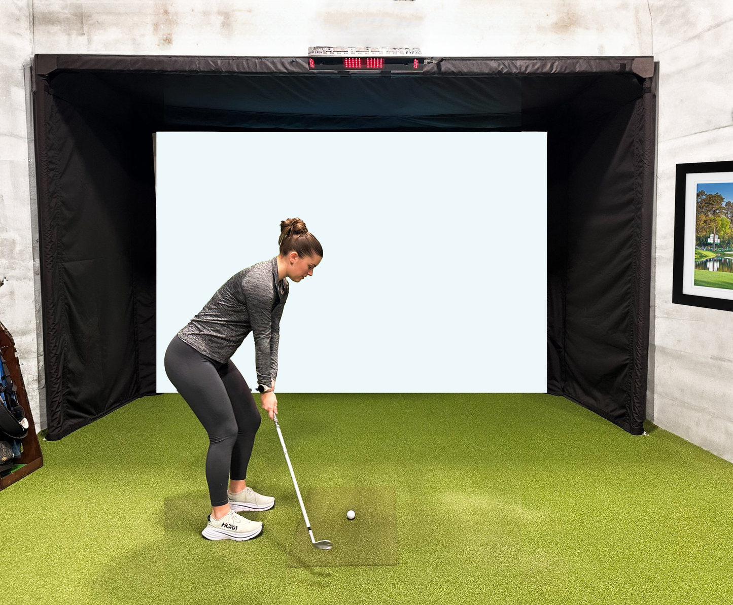 The SportScreen Parlour Series Freestanding Golf Enclosure