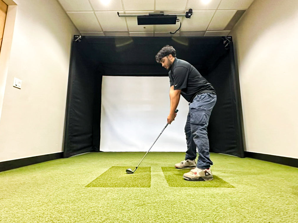 The SportScreen Parlour Series Freestanding Golf Enclosure